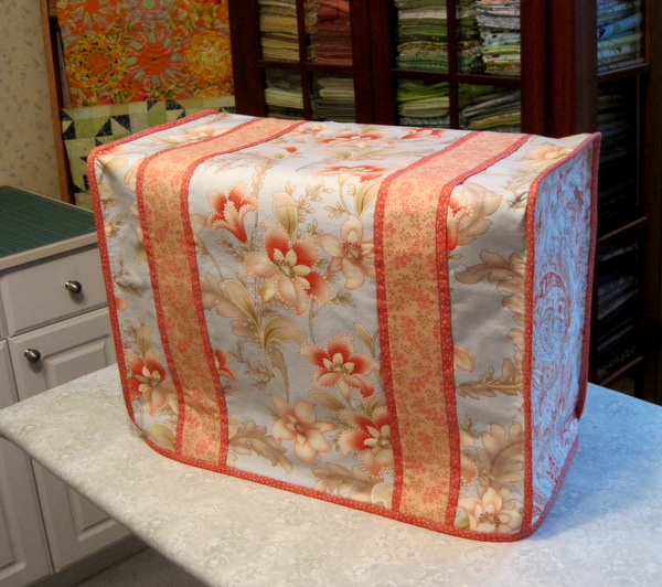 Susan S's sewing machine dust cover 2