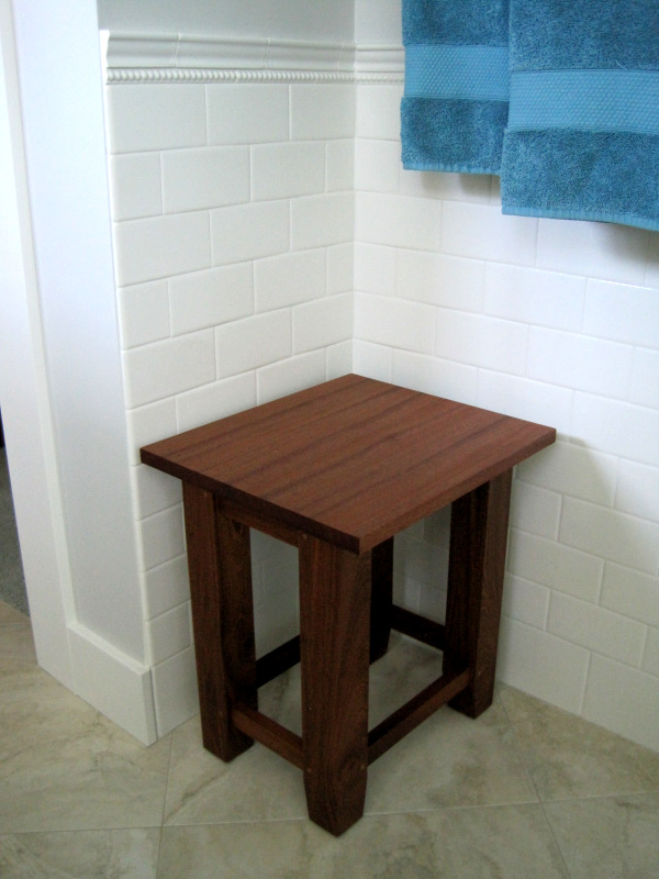 2013-10, bath stool