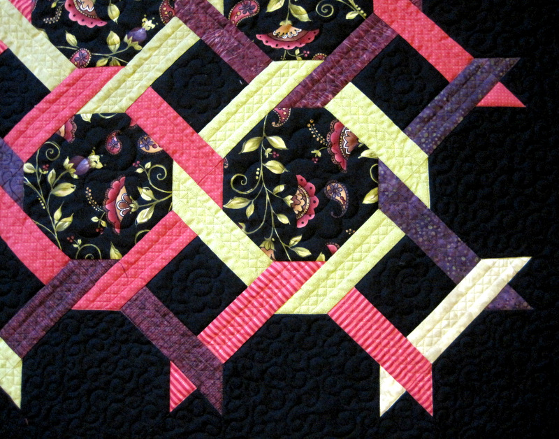 2014-1 Square Dance quilting detail