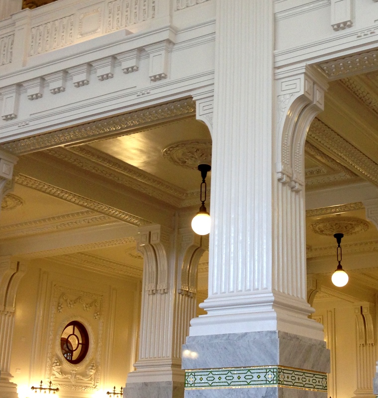 Seattle King St Station fluted Corinthian column aug 2016