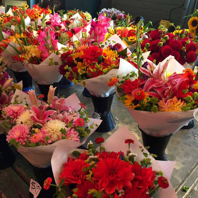 Seattle pike place mkt flowers aug 2016